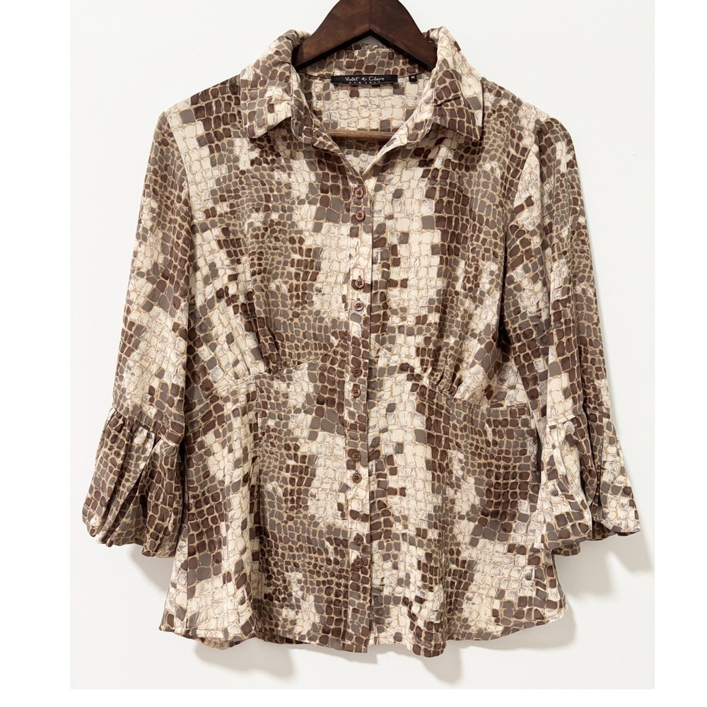 Violet & Claire Button Up Blouse Womens M Brown Snakeskin Print Bell Sleeve Top